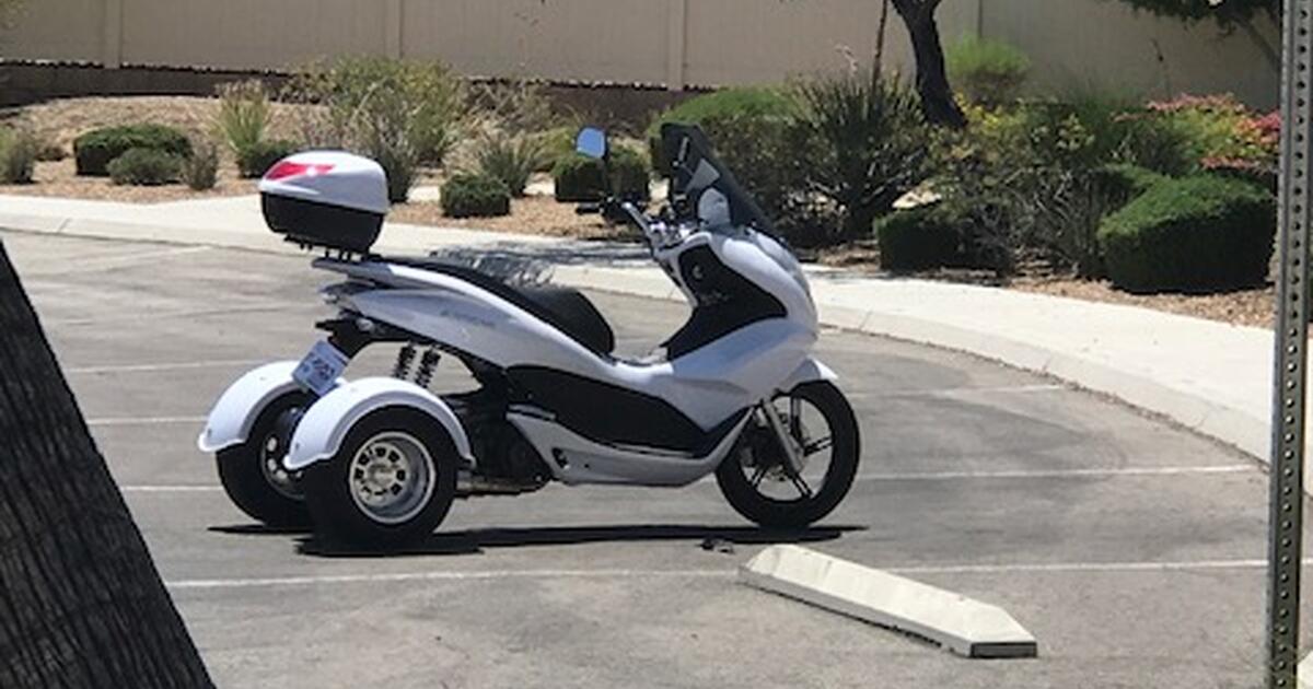2 Scooters for Sale for 2700 in Laughlin, NV For Sale & Free — Nextdoor