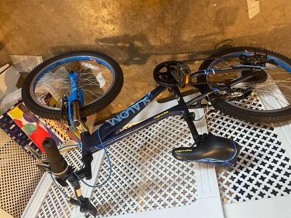 Bike Apollo Slalom Children s Bike Collection Only For 30 In Long Itchington Engl For Sale Free Nextdoor