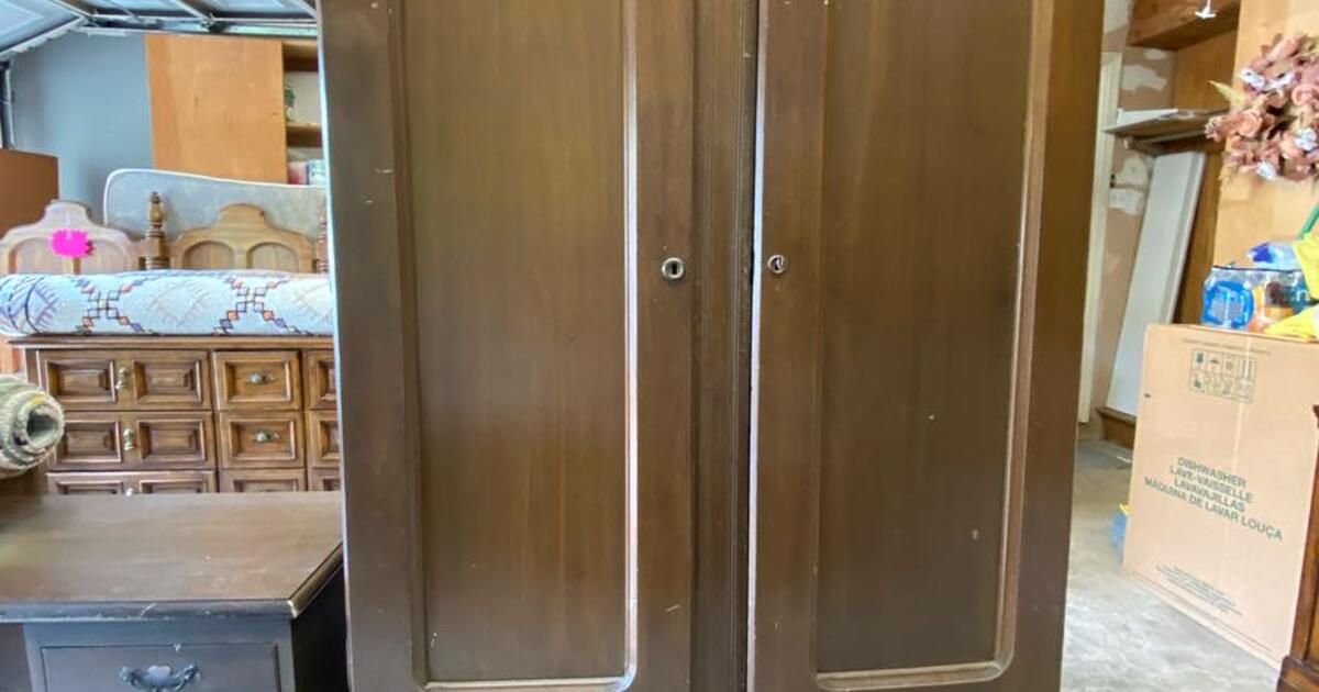 Free Antique Armoire for Free in Dallas, TX For Sale & Free — Nextdoor