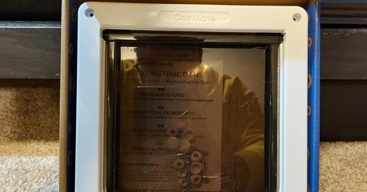 Cat Mate Pet Door for Small Cats For Free In Vernon NJ For Sale cat-mate-pet-door-for-small-cats-for-free-in-vernon-nj-for-sale