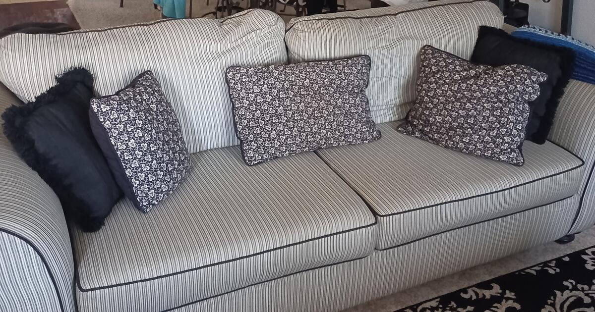 Living Room Furniture in Fort Worth, TX For Sale & Free — Nextdoor