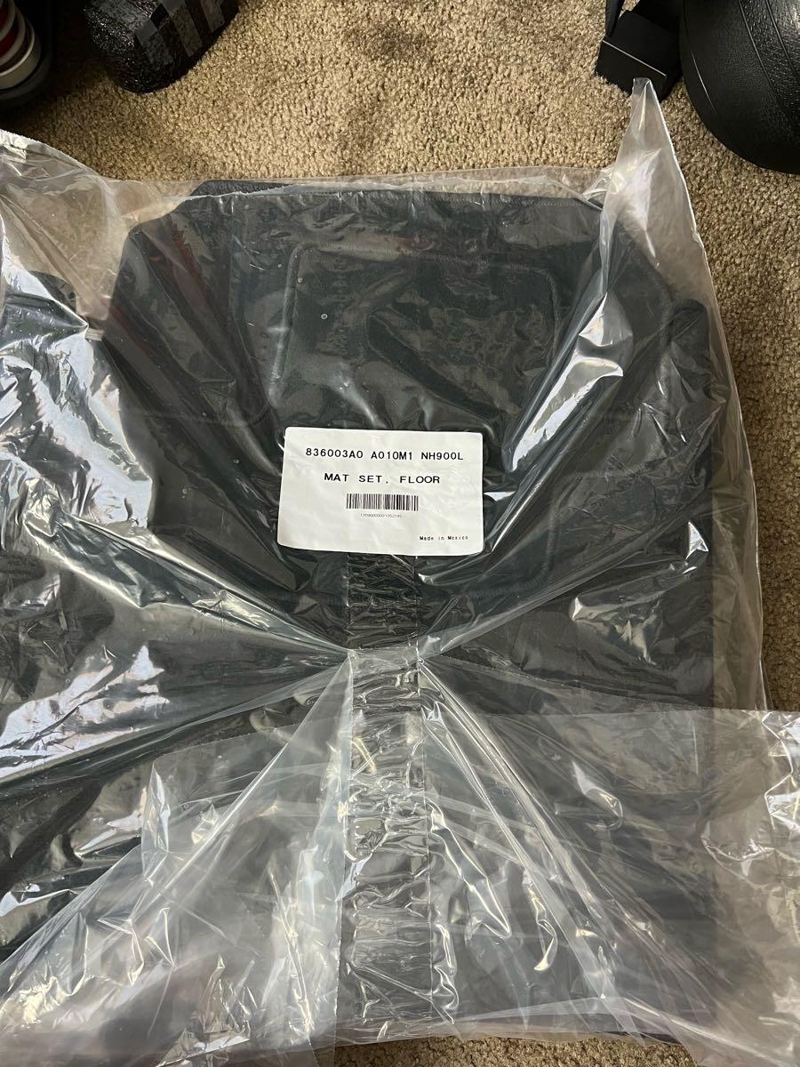 2023-2024 unopened Honda CRV floor mats 836003A0 A010M1 NH900L for $30 ...