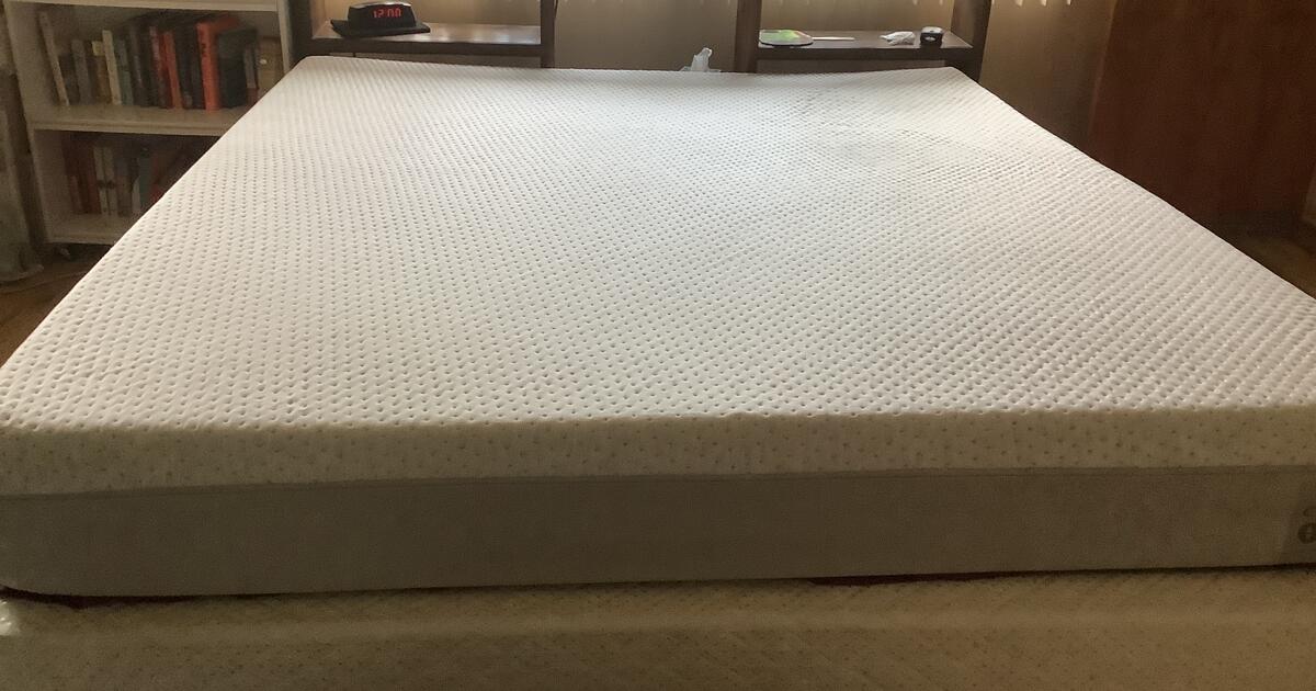 Cal king Sleep Number bed for 300 in Los Angeles, CA For Sale & Free