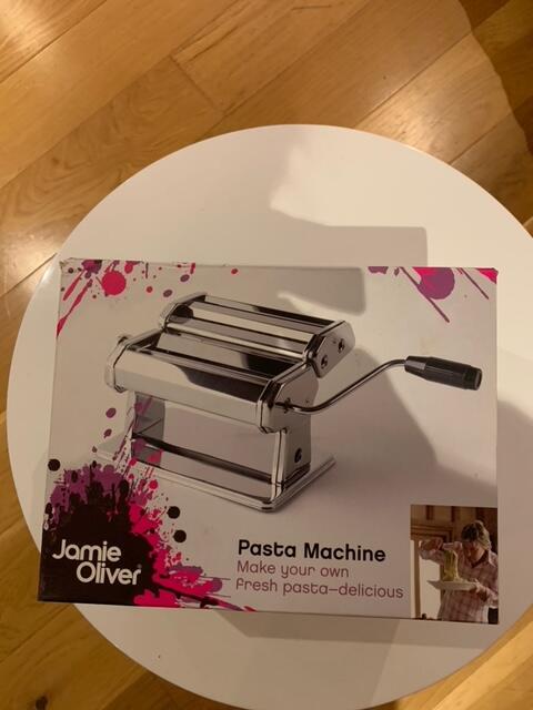 Jamie Oliver Pasta Machine For £5 In Brighton & Hove, Engl& | For Sale &  Free — Nextdoor