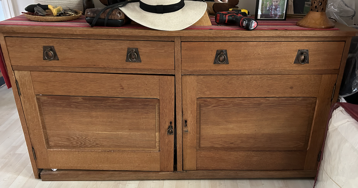 *FREE*. *FREE* Last chance, going to Goodwill on Saturday for Free in