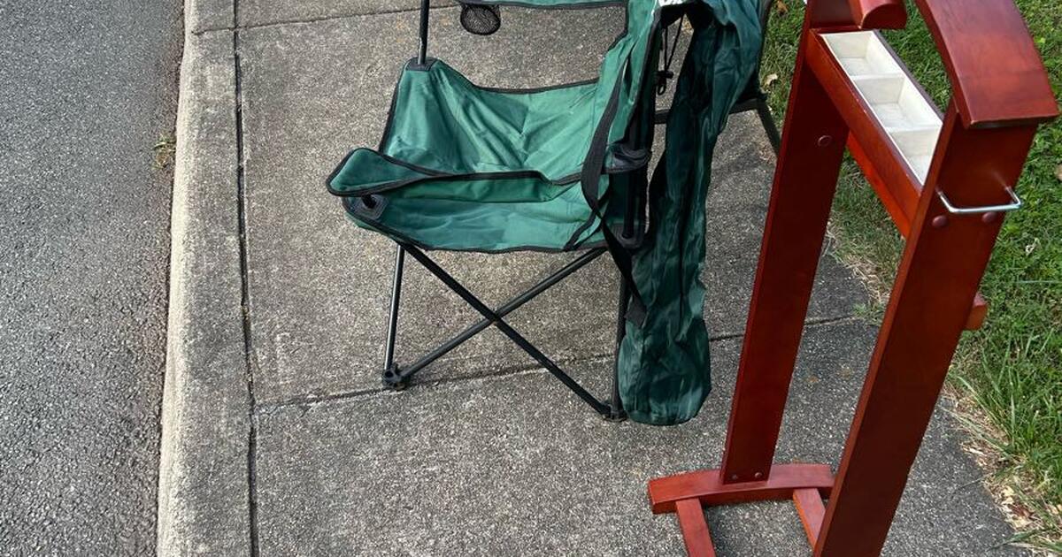 Curb Alert free household items for Free in Charlottesville, VA For