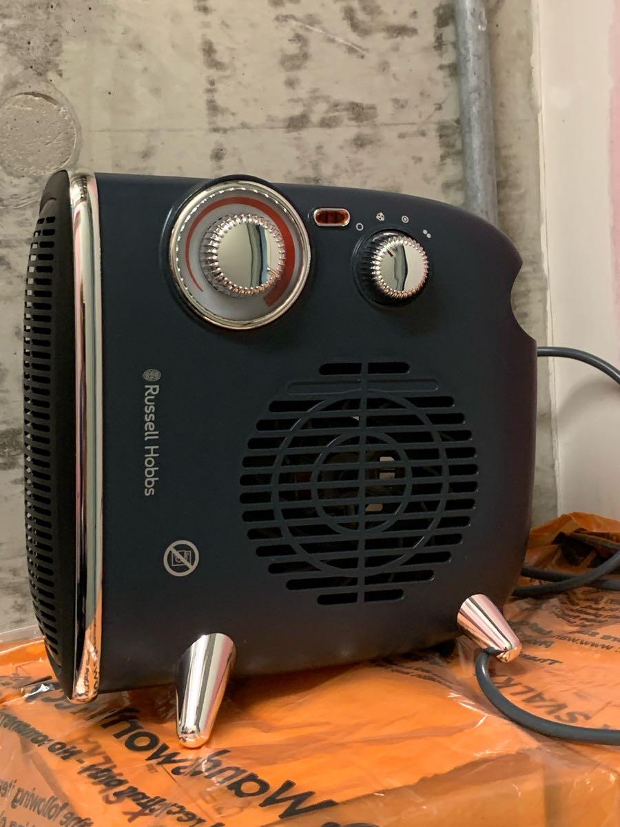 Russell Hobbs Retro Horizontal/vertical FN/Heater Voor £20 In London, Englu0026  | Te Koop/Gratis — Nextdoor