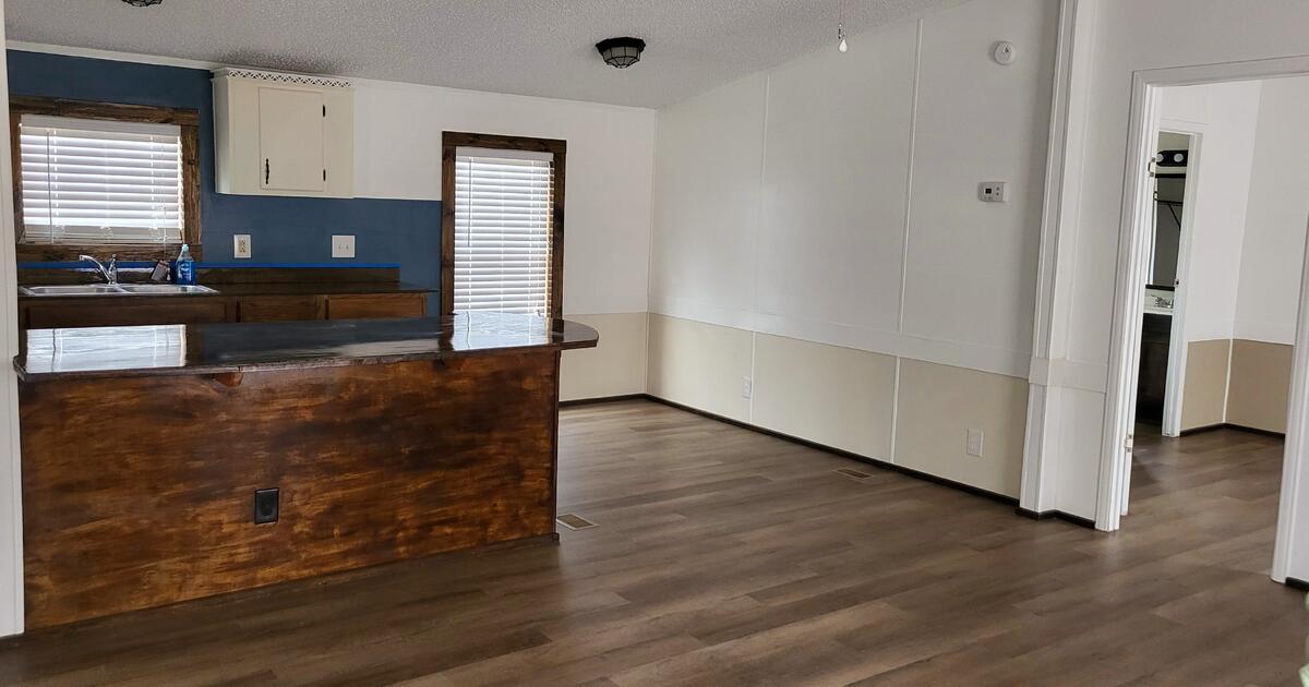 Completely Remodeled Home For Rent in Fair Play, SC For Sale & Free