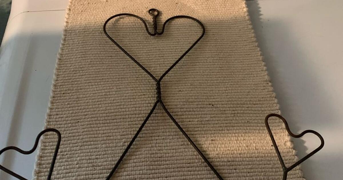Plate wall hanger for 5 in Pittsburgh, PA For Sale & Free — Nextdoor