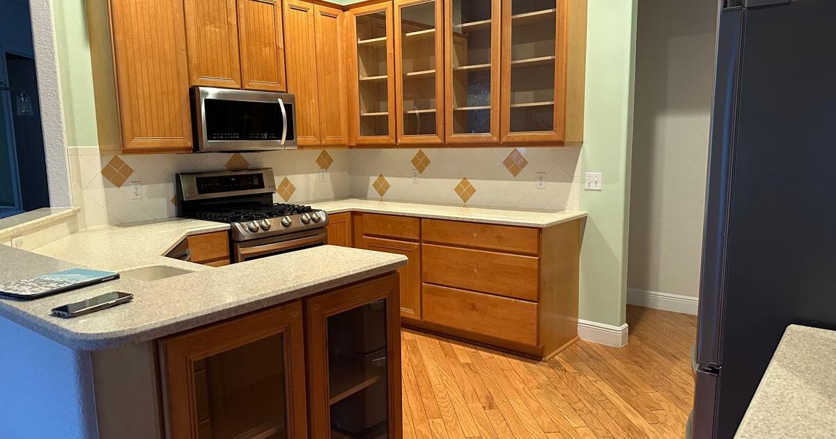 Kitchen Cabinets For Free In Melbourne FL For Sale Free Nextdoor   Ac99b3dde4e9b528cd97141adacdc34e .crop1200x630 