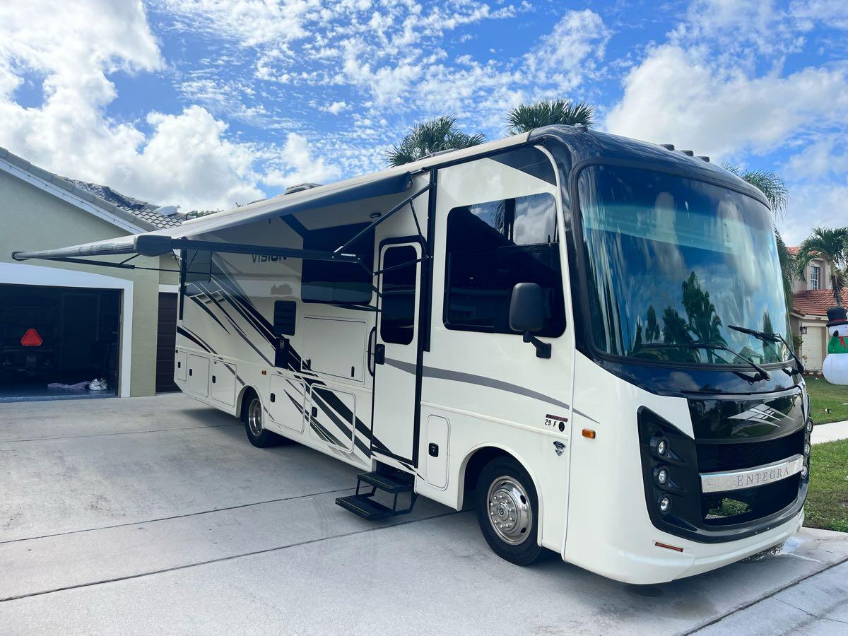 Class “A” RV Rental Spring Break is Open! for Free in Wellington, FL