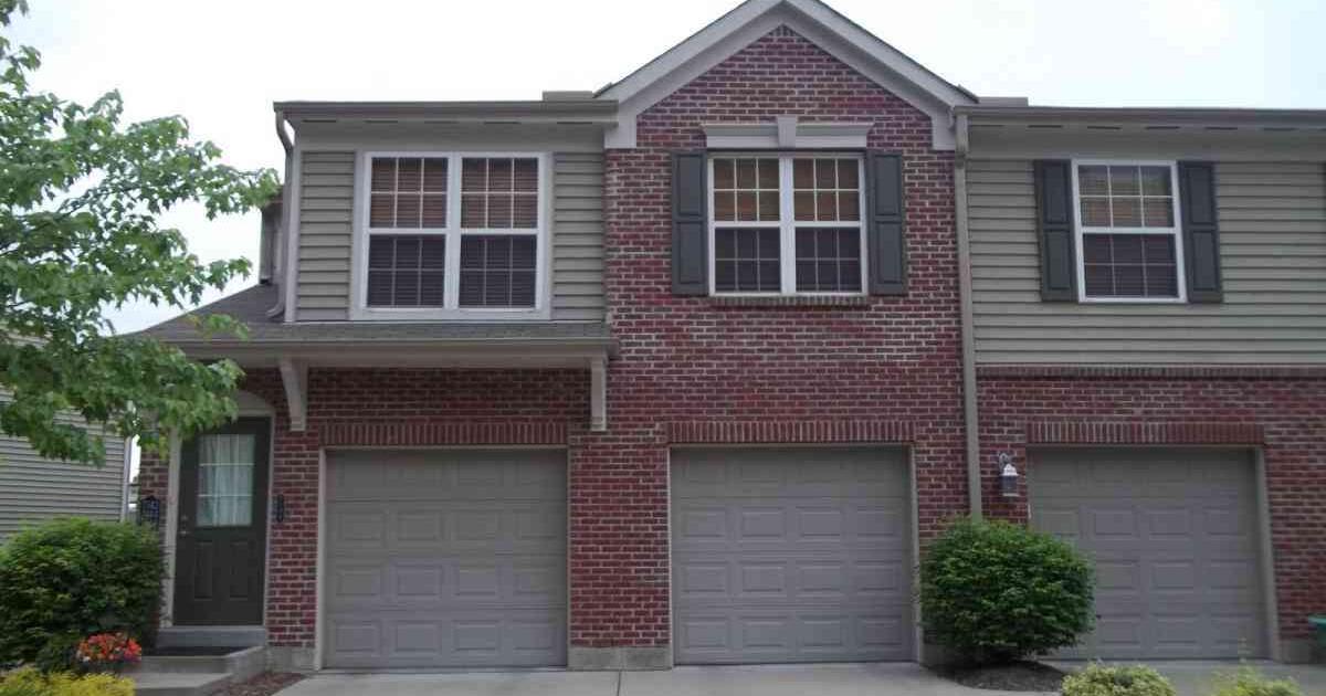 Condo For Sale Ivy Hills Reserve in Newtown for 179900 in Terrace