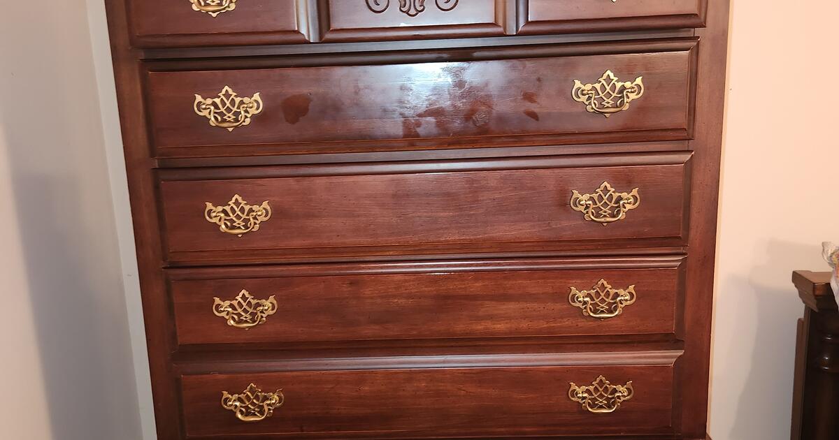 2 Very nice dressers for 300 in Four Oaks, NC For Sale & Free — Nextdoor