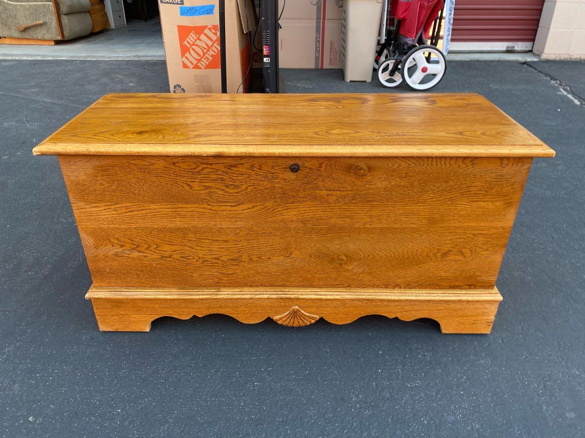 Vintage Virginia Maid by Lane Furniture Cedar Chest for 70 in Palm