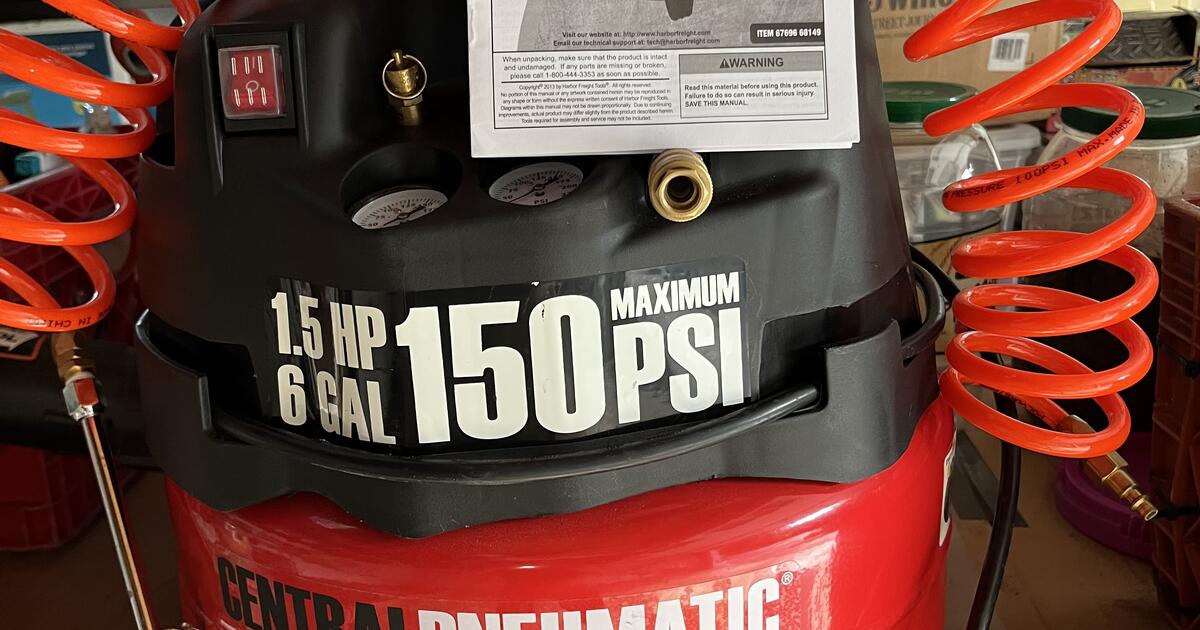 Harbor Freight Air Compressor for 80 in Northport, NY For Sale