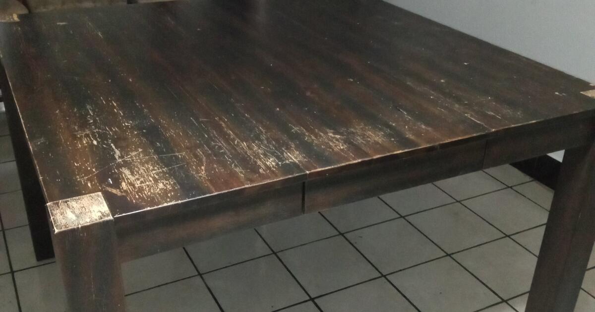 kitchen dining table with 4 chairs and chest stool for 150 in Corpus