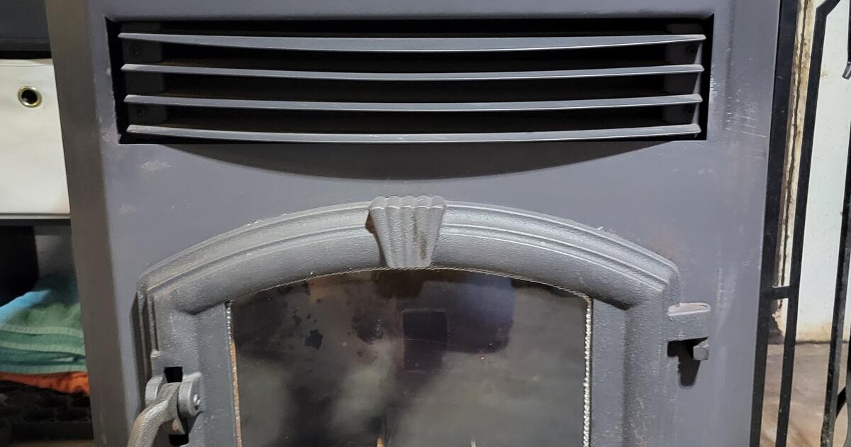 Pellet stove for 500 in Lebanon, ME For Sale & Free — Nextdoor