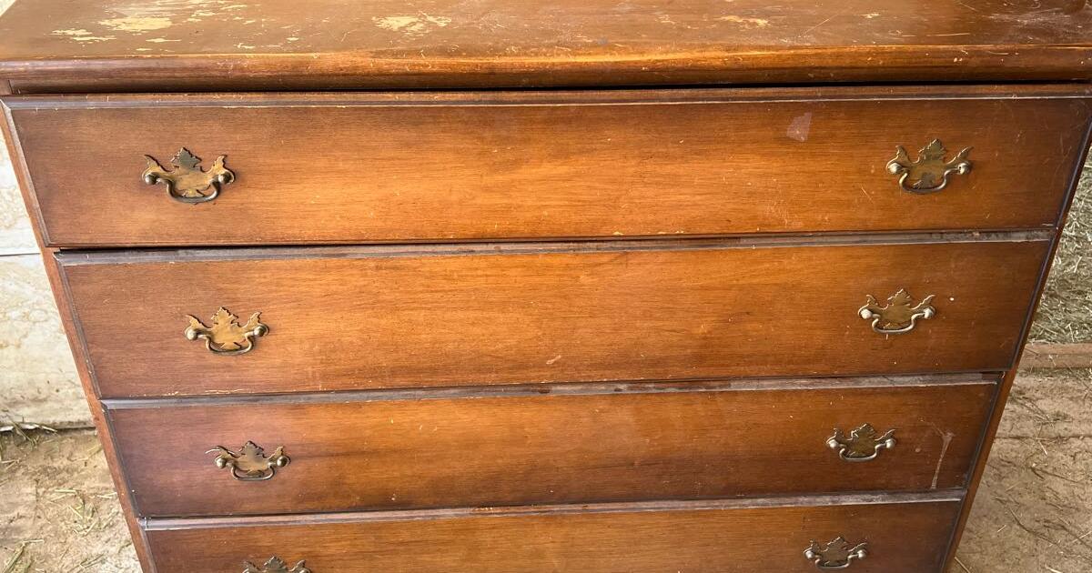Used 4 drawer dresser for 20 in Colorado Springs, CO For Sale & Free — Nextdoor
