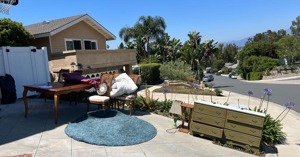 Furniture for Free in Laguna Niguel, CA Finds — Nextdoor