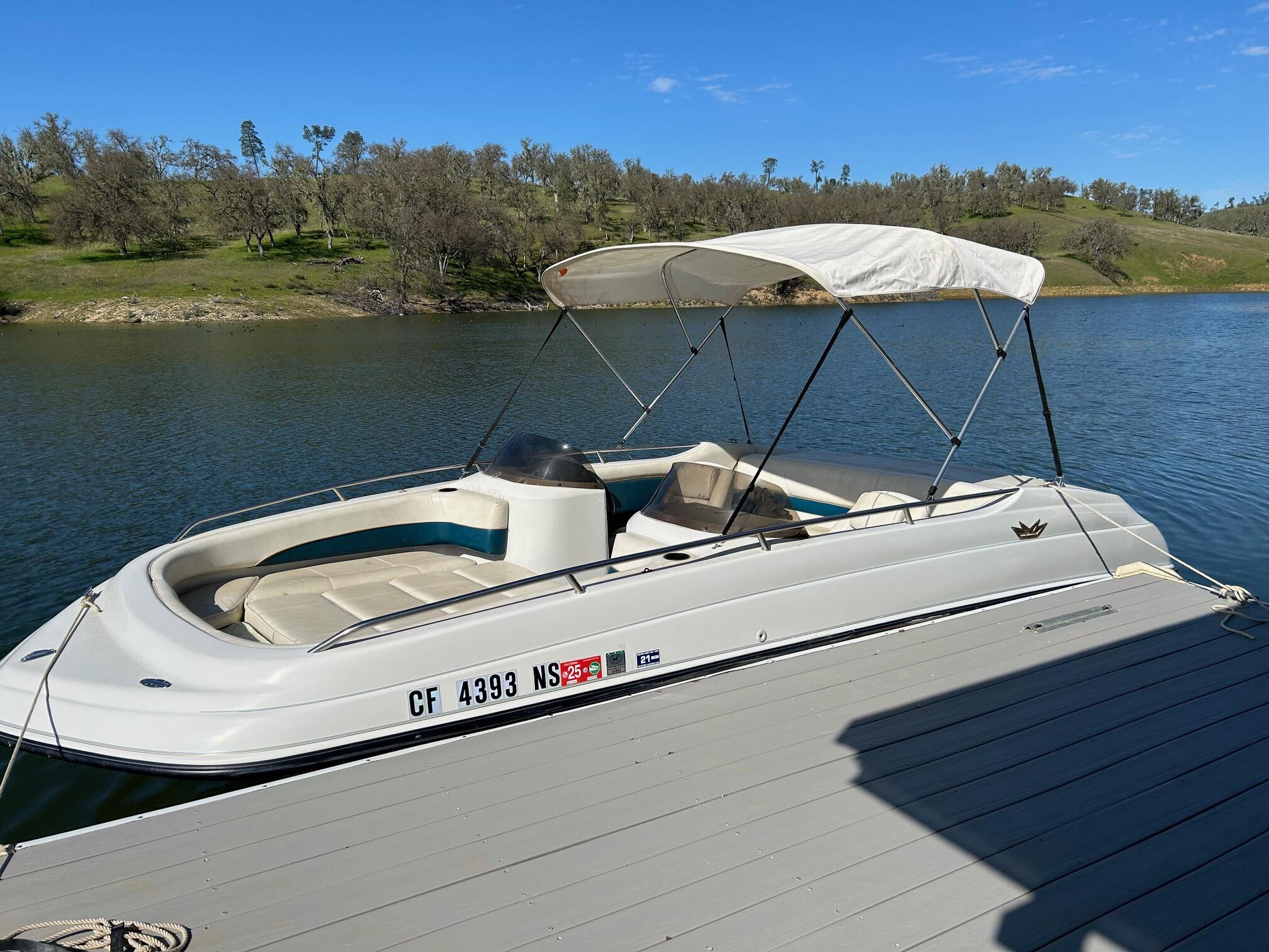 1994, 20ft Long, Crownline Deck Boat for 6000 in Paso Robles, CA For