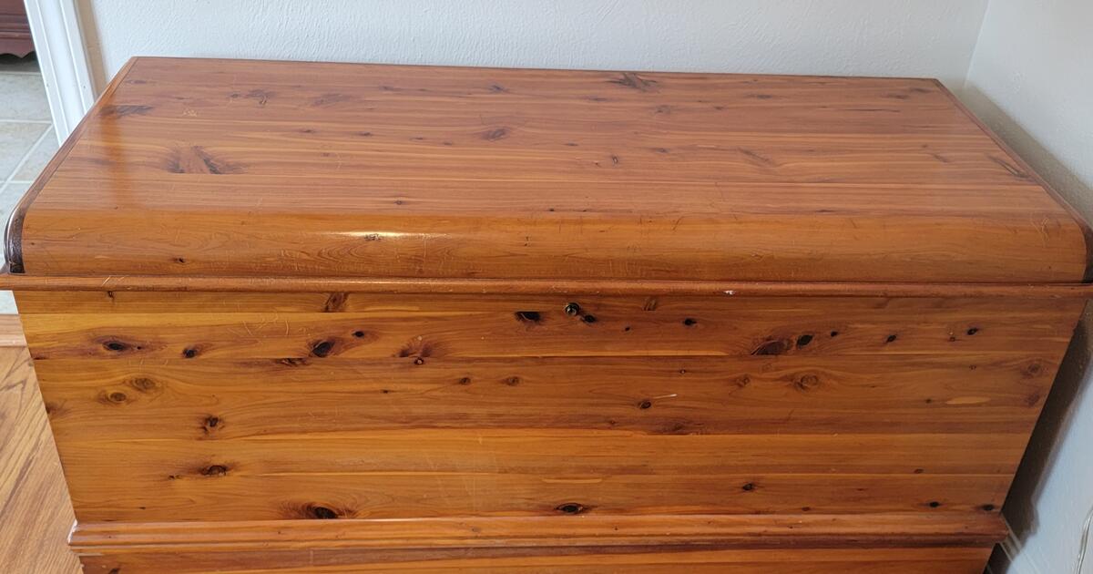 Roos Chests Vintage Cedar Wood Chest for 175 in Virginia Beach, VA