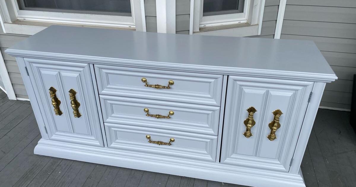 Beautiful buffet for 150 in east orange nj for sale free nextdoor
