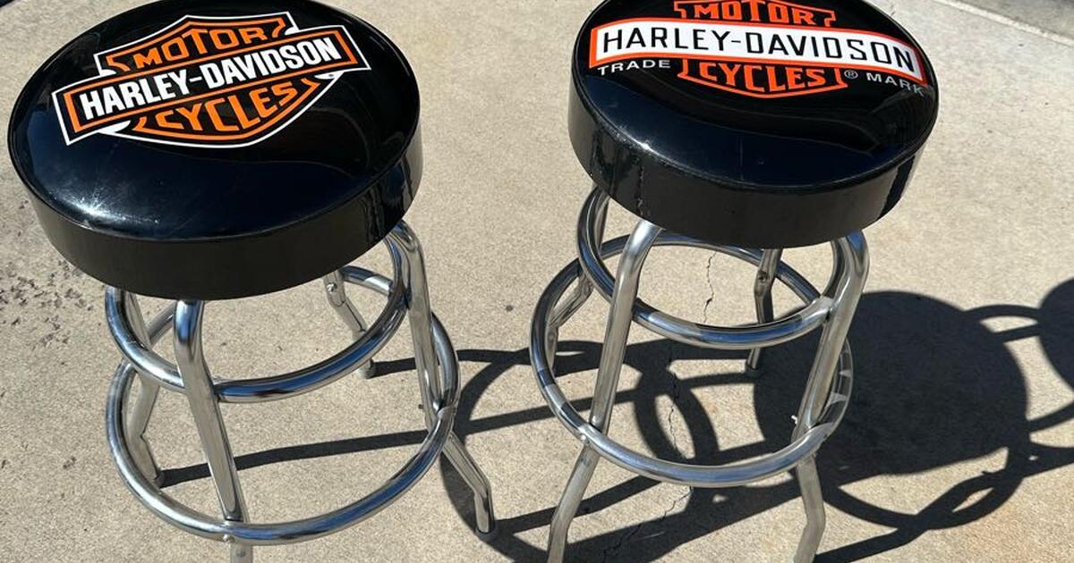 Harley Davidson bar stools for 100 in Bend, OR For Sale & Free