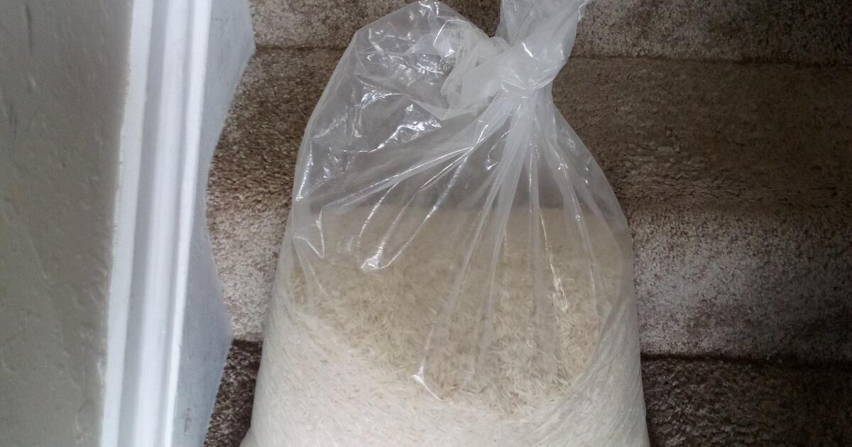 Gigantic unopened bag of rice for Free in Ypsilanti, MI For Sale