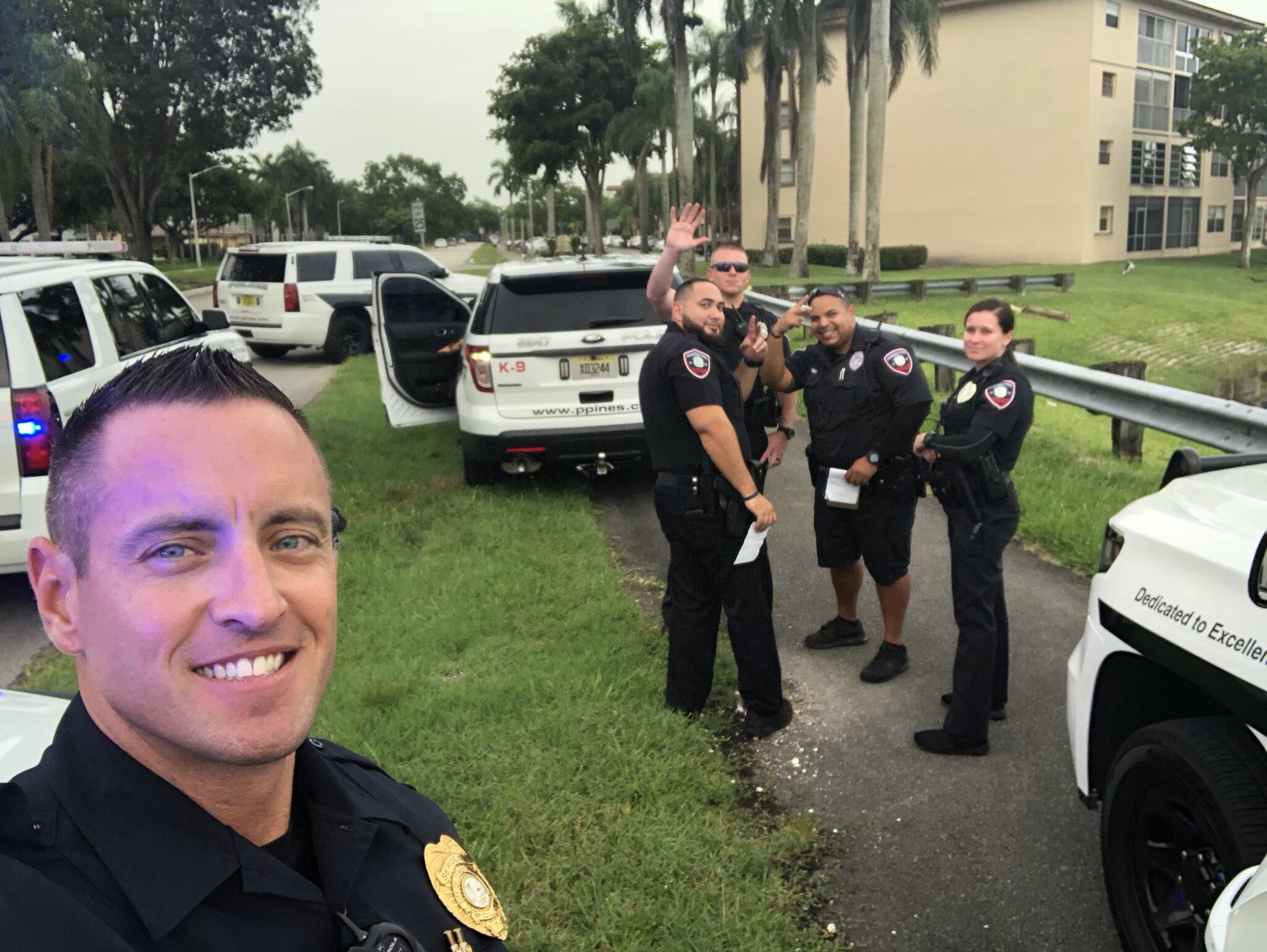 Pembroke Pines Police Non Emergency - 6dcunks