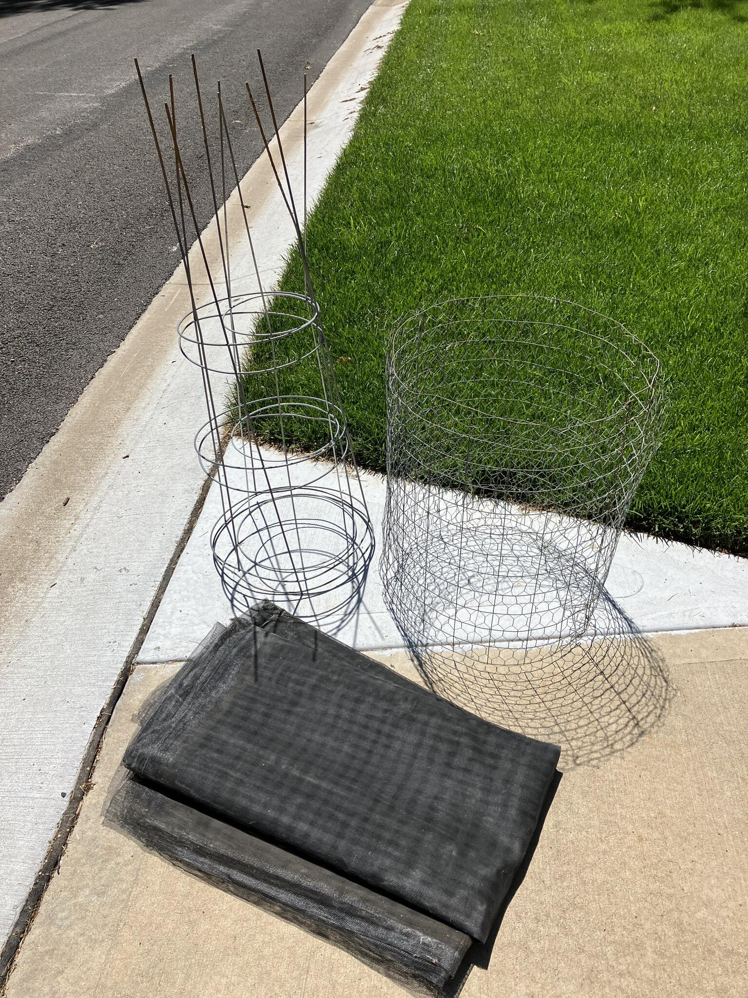 FREE Tomato Cages, Mesh and Wire Freebie Alerts