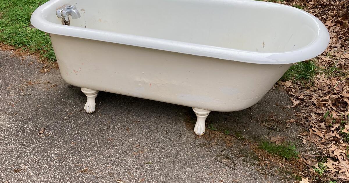 Free Clawfoot Tub for Free in Boston, MA For Sale & Free — Nextdoor