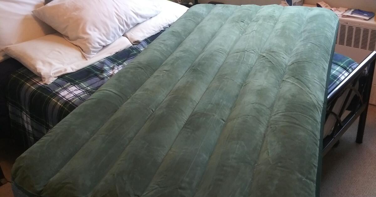 Intex Air Mattress, Twin Size for 25 in New York, NY For Sale & Free