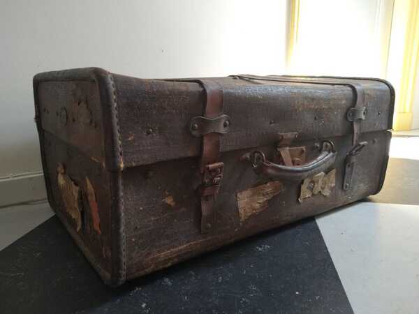 zacht Tegenstrijdigheid hartstochtelijk Vintage Decoratie Koffer Voor 20 € In Haarlem, NH | Gratis/Te Koop —  Nextdoor