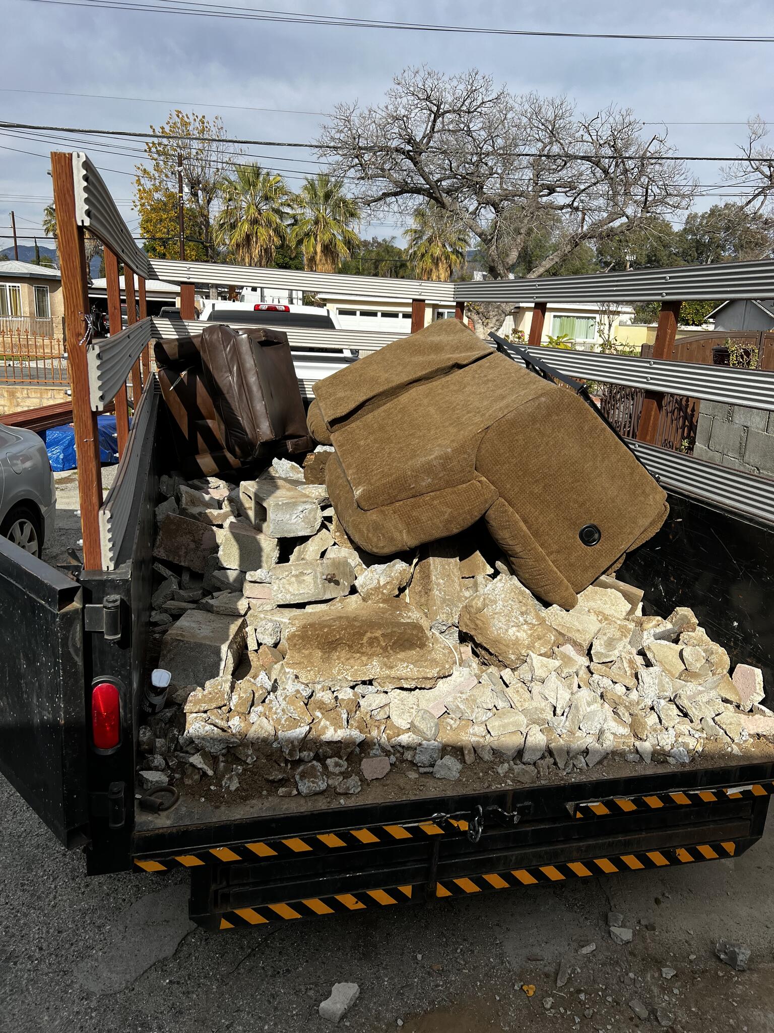 Big guys junk removal Beaumont CA Nextdoor