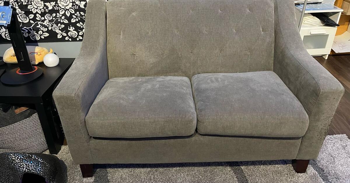 Free furniture in Reynoldsburg, OH Finds — Nextdoor