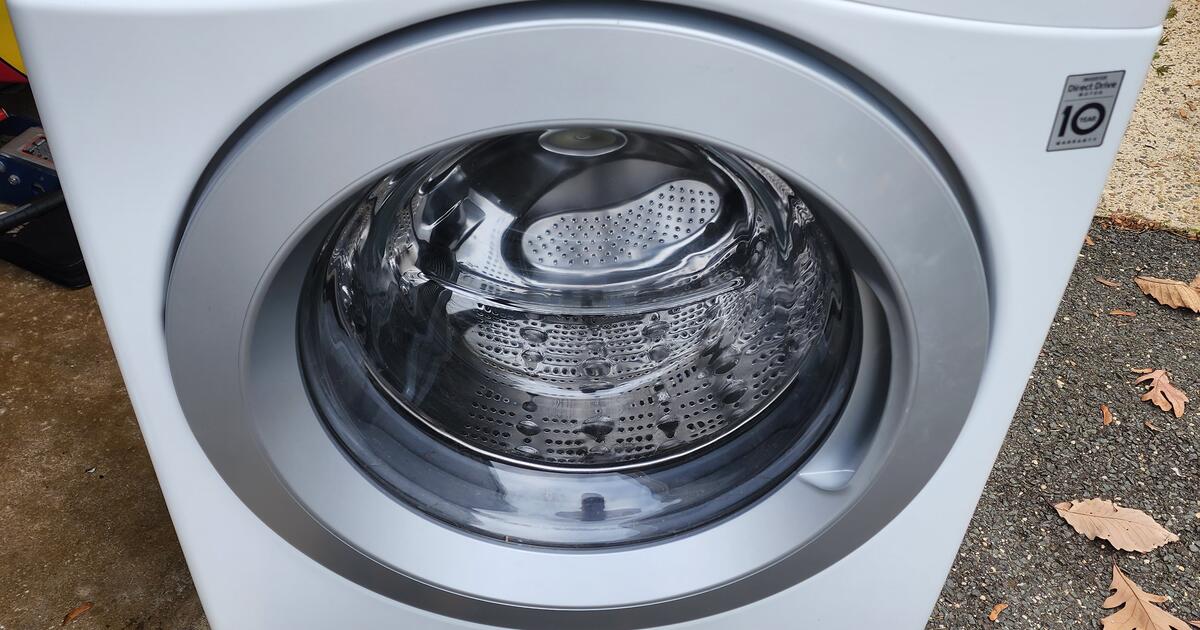 LG WM3500CW washing machine for parts or repair for 200 in Toms River