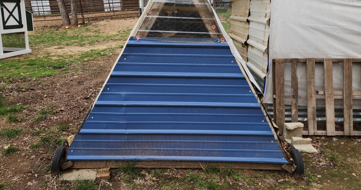 FREE CHICKEN COOPS for Free in Bastrop, TX For Sale & Free — Nextdoor