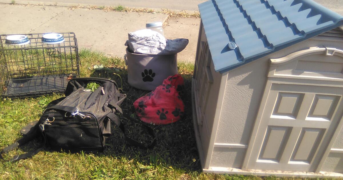 PET SUPPLIES, prices negotiable /barter for 123 in South Bend, IN