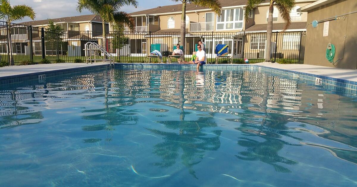 Somerset Lakes Unit 6 Garage Sale!! for 10 in Largo, FL Finds — Nextdoor