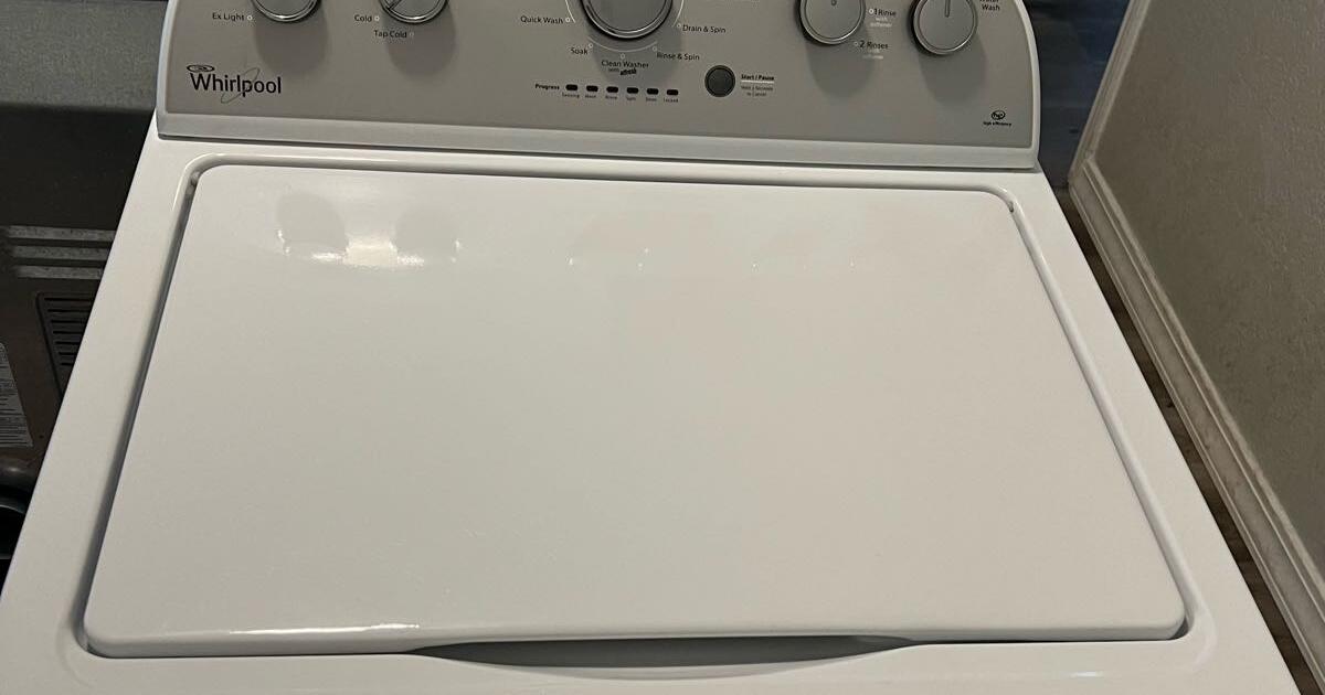 For sale Whirlpool washing machine for 250 in Austin, TX For Sale