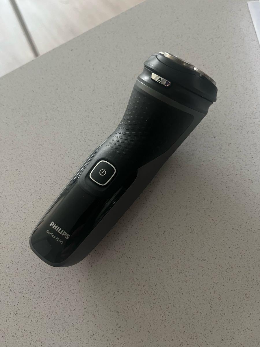 Philips Series 1000 Electric Shaver