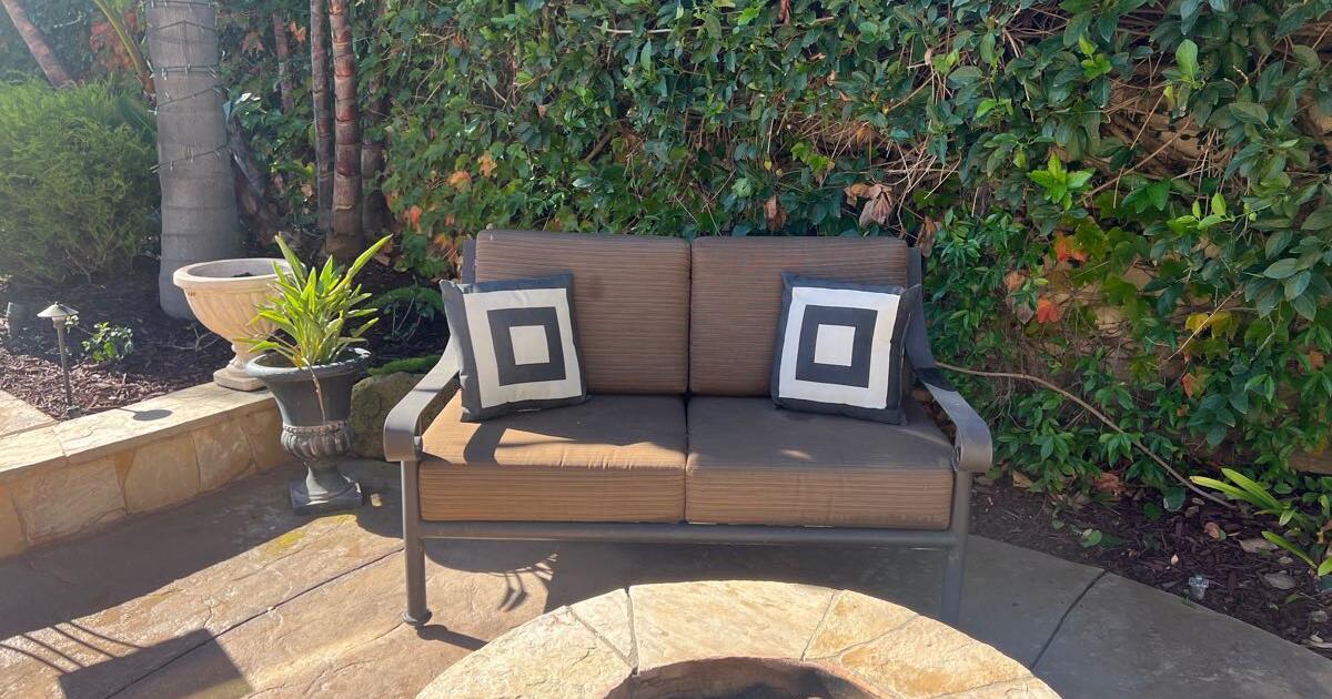 Custom outdoor couches 200 each for 200 in Gilbert, AZ For Sale