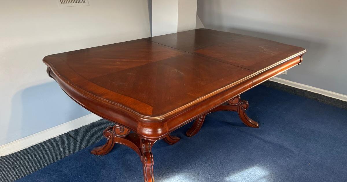 Dining Table For Free In Silver Spring MD For Sale Free Nextdoor   B438e49646eb1e0c9c4fc69963a94de8 .crop1200x630 