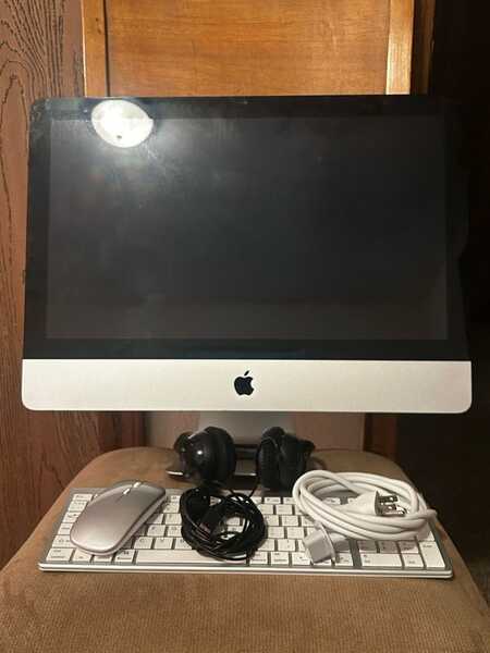 Apple iMac MC978LL/A 21.5 Desktop Computer (Silver) 2GB Ram 256GB HDD  3.13ghz Intel i3 (Used) 