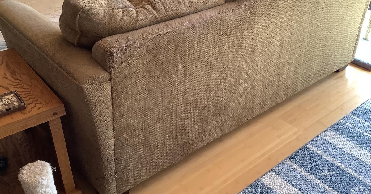 Need strong help removing old couch out of hose & taken away for Free in Aptos, CA Finds
