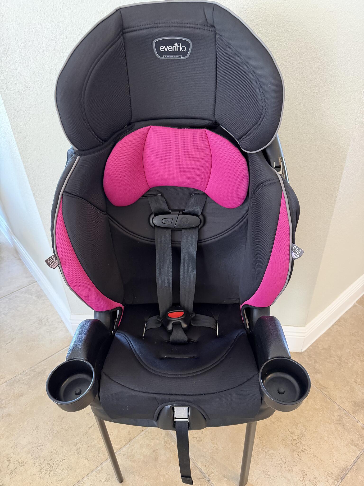 Evenflo Chase LX Harnessed Booster Seat  Excellent Condition For $40 In  The Villages, FL | For Sale & Free  Nextdoor