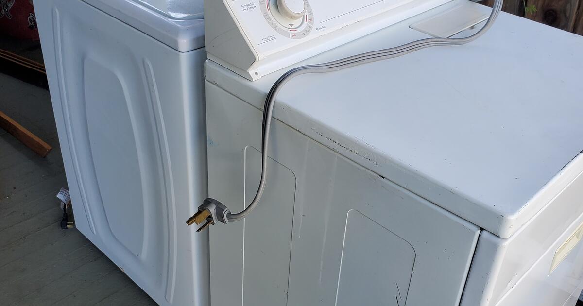 Top loading Washer and front loading dryer units for Free in Santa Cruz, CA Finds — Nextdoor