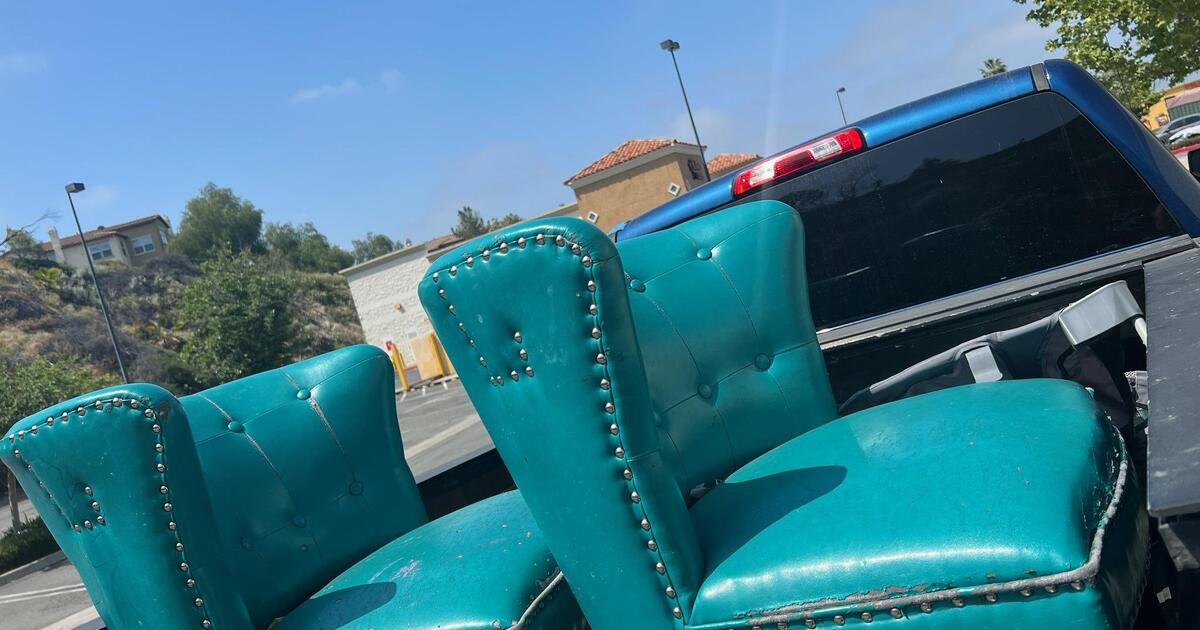 lounge chairs for Free in Lake Elsinore, CA Finds — Nextdoor