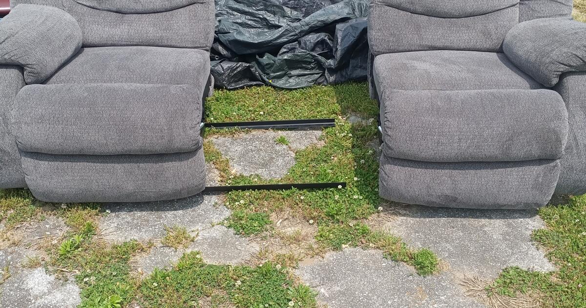 Ashley furniture recliners. for 50 in Middletown, PA For Sale & Free — Nextdoor
