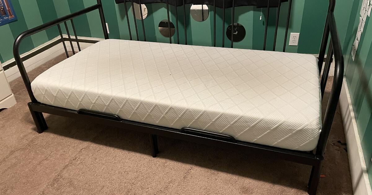 Ikea twin trundle daybed with mattress for 75 in lake orion mi for